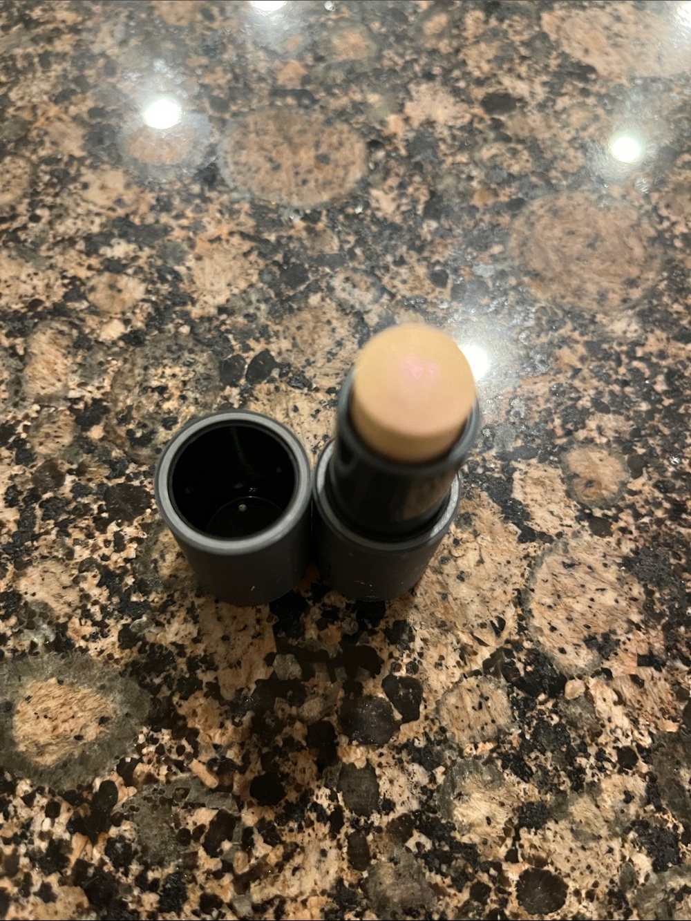 Bite Beauty Multistick- NIB! - Picture 9 of 9